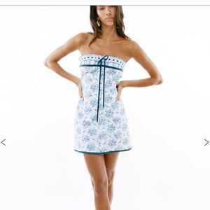 With Jéan Sabrin Dress | Toile Papillon